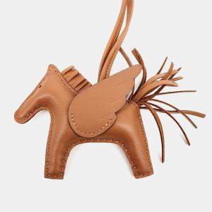 مملوكة مسبقًا Hermes Brown Leather Pegasus Rodeo Small Bag Charm 