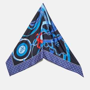 Pre Owned Hermes Blue Silk La Promenade du Matin Giant Triangle