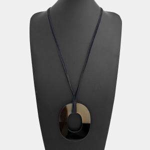 مملوكة مسبقًا Hermes Black, Brown Horn Necklace