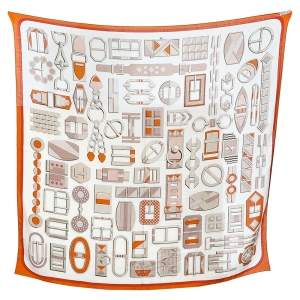 Pre Owned Hermés Cream Carre en Boucles Print Cashmere and Silk Shawl