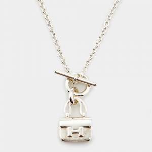 Pre Owned Hermès Sterling Silver Amulettes Constance Pendant Toggle Necklace