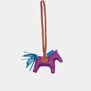 Pre Owned Hermès Anemone/Blue Izmir/Fauve Milo Lambskin GriGri Rodeo Bag Charm PM