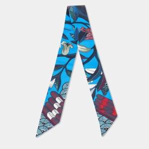 Pre Owned Hermès Blue Tree Of Song Silk Twilly Scarf