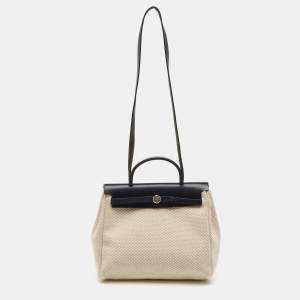 مملوكة مسبقًا Hermès Black/Beige Toile Quadrille and Vache Hunter Herbag Zip 31 Bag