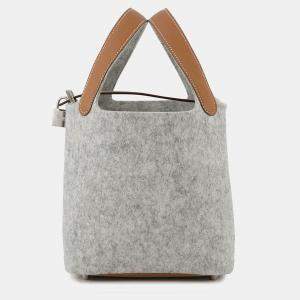 Pre Owned Hermes Picotin Lock 18 Grease Pale/Gold Felt Bag 