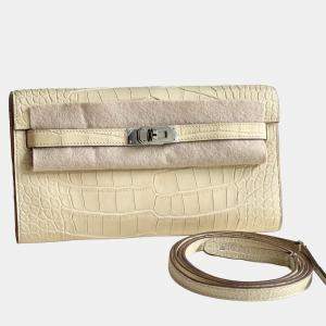 مملوكة مسبقًا Hermes Kelly To Go Vanilla Matte Crocodile Palladium Hardware