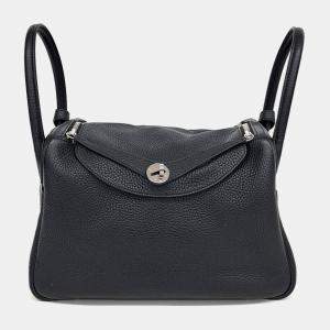 مملوكة مسبقًا Hermes Black Leather Lindy 30