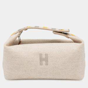 Pre Owned حافظة هيرمس عروس-أ-براك أو كارير صوف بيج فاتح صغير