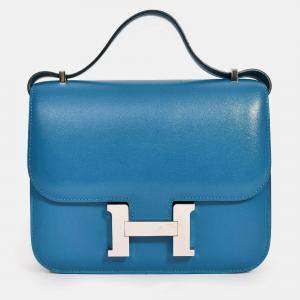 مملوكة مسبقًا Hermes 2017 Bleu Izmir Tadelakt Leather Constance 18