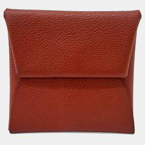 مملوكة مسبقًا Hermes Red Leather Bastiat Coin Purse
