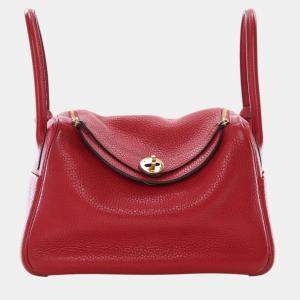 مملوكة مسبقًا Hermes Red Clemence Lindy 26