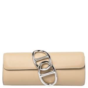 مملوكة مسبقًا Hermes Beige Leather Egee Clutch