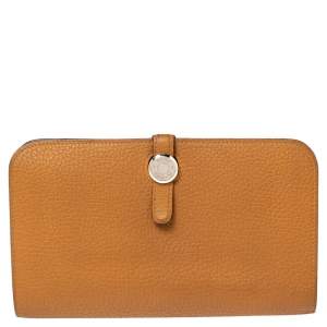 Pre Owned Hermes Gold Clemence Leather Dogon Wallet
