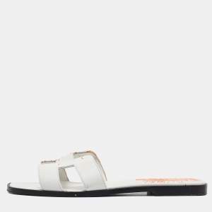 Hermes Orange/White Leather Peinture Fraîche Oran Flat Sandals Size 40