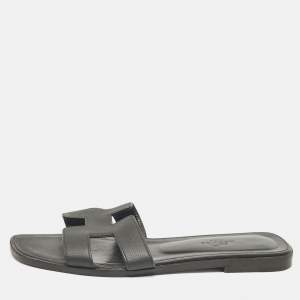 Hermes Black Leather Oran Flat Sandals Size 37.5