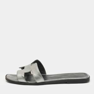 Pre Owned Hermes Silver Leather Oran Flat Slides Size 38