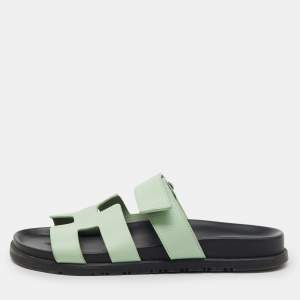 Pre Owned Hermes Mint Green Leather Chypre Flat Sandals Size 39