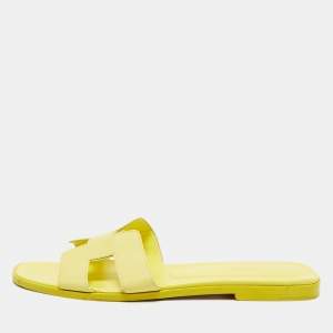 Pre Owned Hermes Yellow Leather Oran Flat Slides Size 40.5