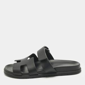 Pre Owned Hermes Black Leather Chypre Flat Sandals Size 40.5