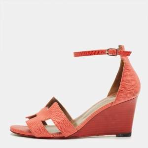 مملوكة مسبقًا Hermes Red Lizard Leather Legend Wedge Sandals Size 38.5