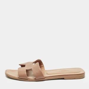 مملوكة مسبقًا Hermes Oran Size 38 Beige Leather Flat Slides