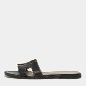 Pre Owned Hermes Oran Size 37.5 Black Leather Flat Slide
