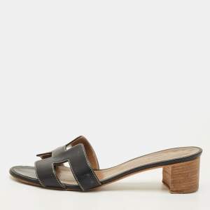 مملوكة مسبقًا Hermes Oasis Size 39 Black Leather Slide Sandals