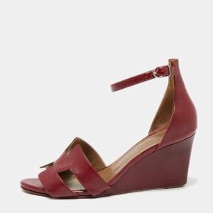 Hermès Burgundy Patent Leather Legend Ankle-Strap Sandals Size 38
