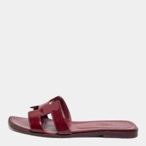Hermès  Burgundy Leather Oran Flat Sandals Size 37