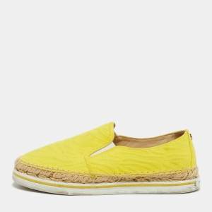 مملوكة مسبقًا Jimmy Choo Dawn Size 35.5 Yellow Canvas Espadrille Slip On Sneakers