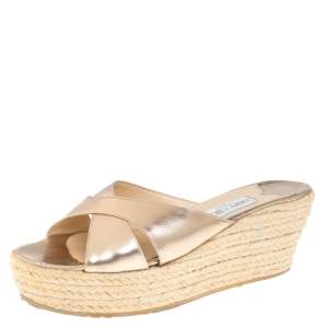 مملوكة مسبقًا Jimmy Choo Gold Crisscross  Wedge Sandals Size 40.5
