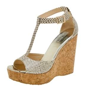 مملوكة مسبقًا Jimmy Choo Beige/Brown Python Embossed Leather Pela Cork Wedge T-Strap Sandals Size 38.5