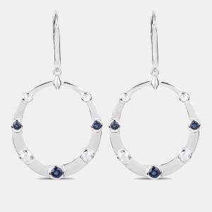 Pre Owned أقراط متدلية بوزن 1.67 قيراط من الياقوت الأزرق والألماس بالذهب الأبيض عيار 14