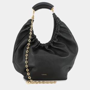 مملوكة مسبقًا Loewe Squeeze Bag Chain Shoulder Bag Black Melonapalam Size Medium