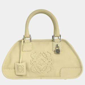 مملوكة مسبقًا Loewe Off-white Leather Handbag