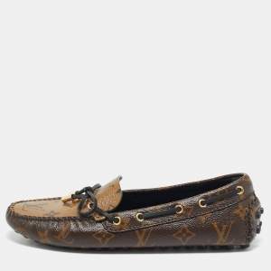 مملوكة مسبقًا Louis Vuitton Gloria Size 37.5 Brown Monogram Canvas Loafers