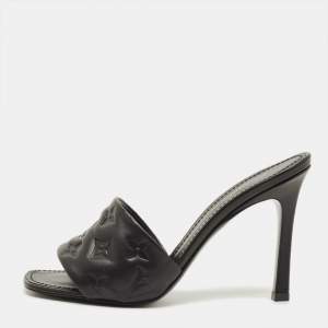 مملوكة مسبقًا Louis Vuitton Revival Size 39 Black Monogram Embossed Leather Slide Sandals