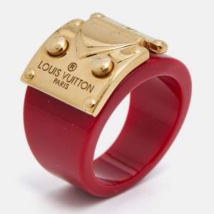 Pre Owned Louis Vuitton Fuchsia Resin Lock Me Gold Tone Ring Size 56