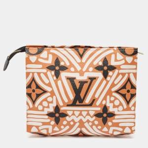 Pre Owned Louis Vuitton Cream/Caramel Monogram Giant Crafty Canvas Toiletry Pouch 26