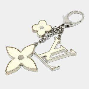مملوكة مسبقًا Louis Vuitton Fleur Monogram Keychain and Bag Charm