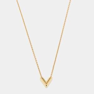 Pre Owned قلادة لوي فيتون إيسينشيال ڨي دلاية معدن ذهبي اللون