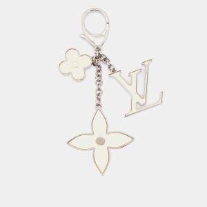 Pre Owned Louis Vuitton Cream White Fleur d'Epi Silver Tone Bag Charm