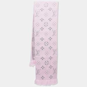 Pre Owned Louis Vuitton Pink Wool Logomania Shine Scarf