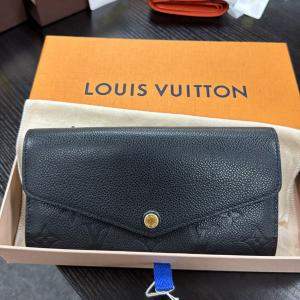 Pre Owned Louis Vuitton Empreinte Black Sarah Wallet