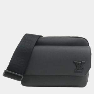 Louis Vuitton Black LV Aerogram Fastline Messenger Bag