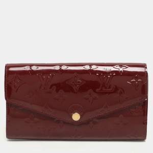 Louis Vuitton Pomme D’amour Monogram Vernis Leather Sarah Wallet