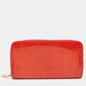 Louis Vuitton Rouge Grenadine Monogram Vernis Zippy Wallet  