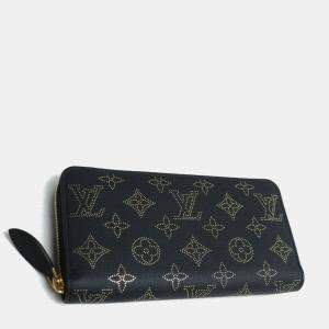 Pre Owned  Louis Vuitton Black/Gold Monogram Mahina Leather Long Round Zippy Wallet