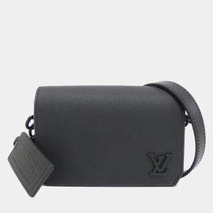 Louis Vuitton Lv Aerogram Fast Line Wearable Wallet Shoulder Bag