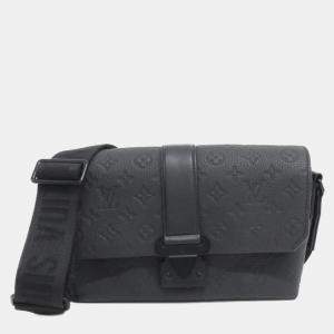 Pre Owned Louis Vuitton S-Cape Messenger Black Taurillon Leather Shoulder Bag
